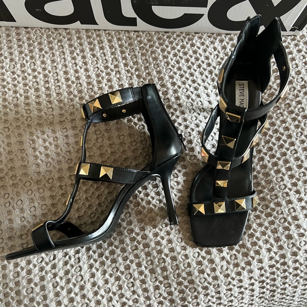 Steve madden Axton Studded Stiletto